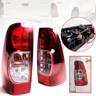 ไฟท้าย รุ่น อีซูซุ ดีแม็กซ์ ISUZU D-MAX DMAX ปี 2007 - 2011 สีแดง ในดำ 1 คู่  tail light isuzu d max T4