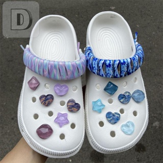 🔥จิ๊บบิทตัวติดรองเท้ามีรู รูปแบบการ์ตูน ตัวติดรองเท้า crocs DIY ตุ๊กตาติดรองเท้า  ตกแต่งสวยงาม สไตล์น่ารัก