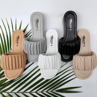 ⭐️รองเท้าผู้หญิงแบรนด์ Marcoง รุ่น JJ1001 รองเท้าส้นสูง  ส้นเตารีด แบบสวม ทรงสวย  หนังPU นิ่ม