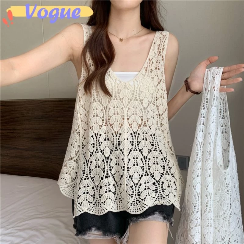 Vogue🌟พร้อมส่ง🌟 เสื้อกล้ามถักไหมพรม ลายใบไม้ ซีทรูเบาๆ (19122) -C