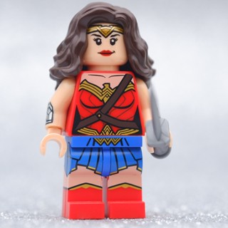 LEGO Wonder Woman Red Suit Hero DC  - LEGO เลโก้ มินิฟิกเกอร์ ตัวต่อ ของเล่น