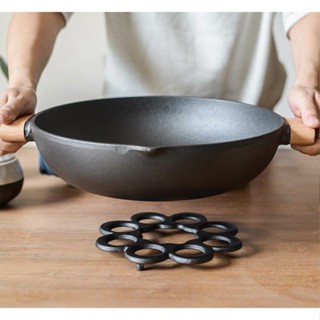 【จัดส่งภายใน 24 ชม】Cast Iron Trivet -Heat Resistant Table Hot Dishes &amp; Cookware ขาตั้งโต๊ะเหล็ก - โต๊ะทนความร้อนอาหารร้อ