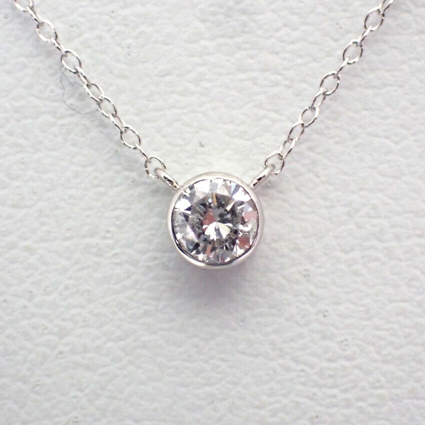 [ใหม่] สร้อยคอ จี้เพชรสวีคลิน Pt900 Sv925 0.18Ct [F2-9]
