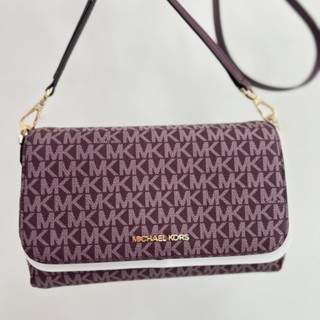 💜💜กระเป๋าสะพายครอสได้MICHAEL KORS MEDIUM LOGO CONVERTIBLE POCHETTE CROSSBODY BAG