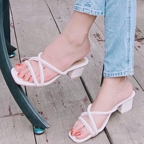 แบรนด์ Marco รองเท้าส้นสูงผู้หญิง รุ่น AA1030  แบบเก๋ หน้าไขว้ สไตล์วินเทจ ไซส์ 36-42