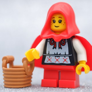 LEGO Grandma Visitor Series 7 - MINIFIGURE SERIES LEGO เลโก้ มินิฟิกเกอร์ ตัวต่อ ของเล่น