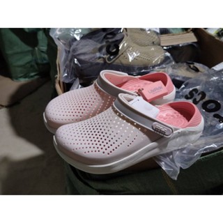 Crocs Lite Ride Clog รองเท้าแตะ แบบลำลอง มาใหม่สุดฮิต ใส่ได้ทุกเพศ มีส่วนลดราคา