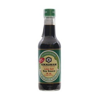 คิคโคแมนเลสซอลท์ซอสถั่วเหลือง 250มล.  /  Kikkoman Less Salt Soy Sauce 250ml.