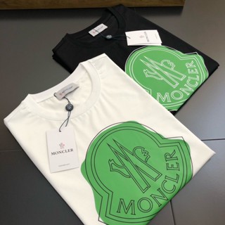 Moncler เสื้อยืดคอกลม แขนสั้น พิมพ์ลายโลโก้ แฟชั่นฤดูร้อน สําหรับผู้ชาย