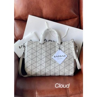 📮@2,450.-(Large)❤❤SUPER SONG KRAN DAY SALE 9.9 % +🎉 ส่งฟรี EMS 🎉❤❤💯BAO BAO ISSEY MIYAKE TONNEAU