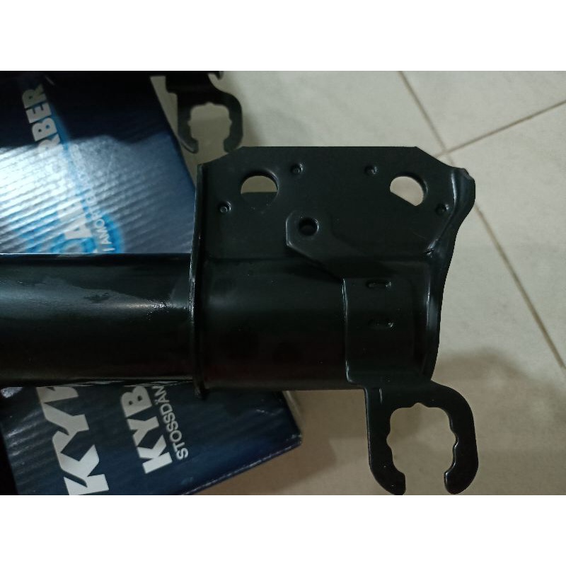 โช๊คคู่หน้าไดฮัทสุมิร่ายี่ห้อKYB L200 L80 - รูปที่ 3