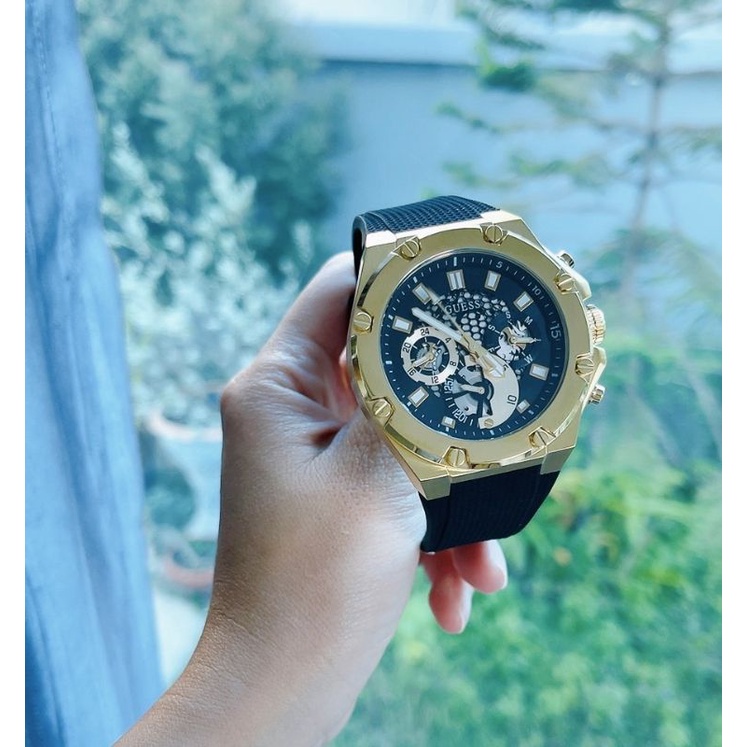 ⌚นาฬิกาข้อมือ NEW Guess   ผช. ตัวเรือนและสายสเตนเลสสีทอง หน้าปัดดำโชว์กลไก📌รอเช็คสต๊อกก่อนค่ะ