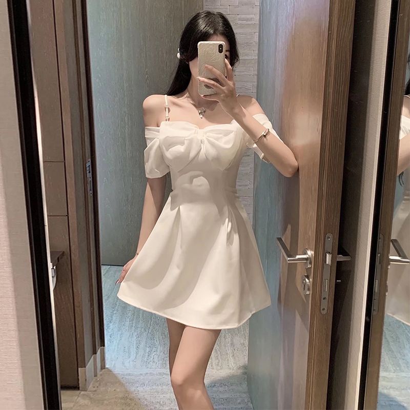 S-2XL เกาหลีขนาดบวกเซ็กซี่ผูกโบว์หนึ่งไหล่สีขาว/สีดำแขวนชุด A-Line ชุดวันเกิด