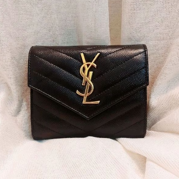 กระเป๋าสตางค์ YSL แท้มือสอง สถาพสมบูรณ์99%