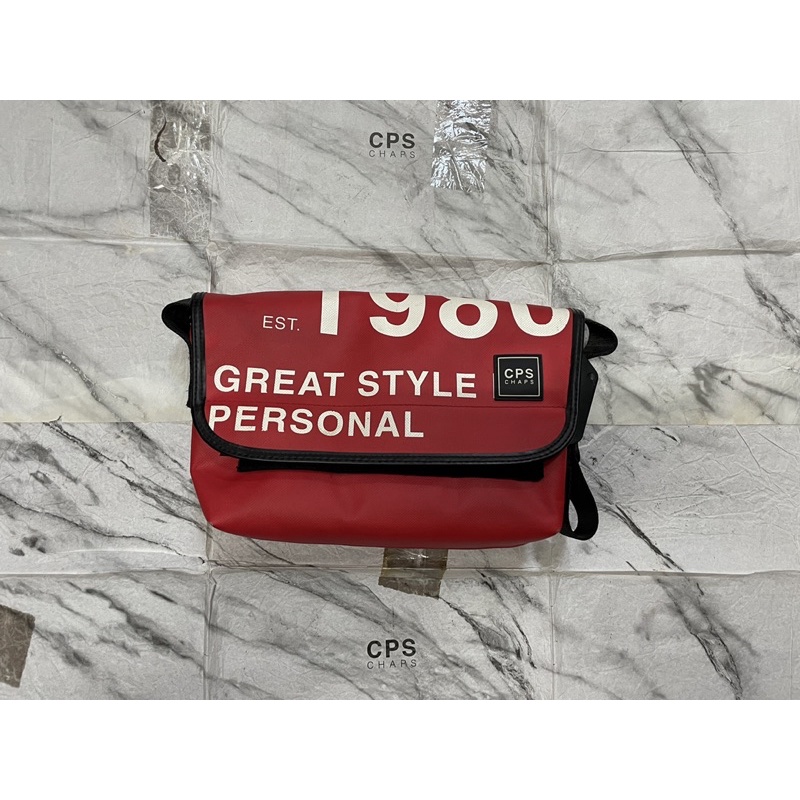 CPS CHAPS RED MESSENGER BAG - กระเป๋าสะพาย ผ้าใบ มือ 2 สภาพดี ใหม่กริบๆ ของแท้ 100% **แถมฟรี ถนอมตีน