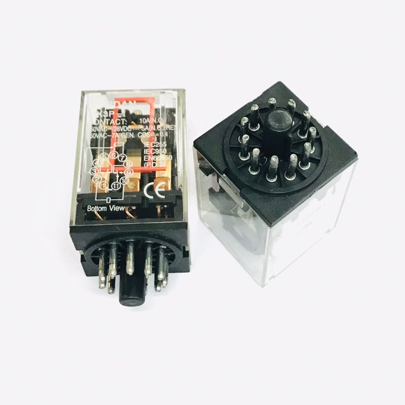 Relay รีเลย์ 3 คอนแทก  MK3P-12v,24v,220vขากลม 11 ขา พร้อมซ็อกเก็ตRelay รีเลย์