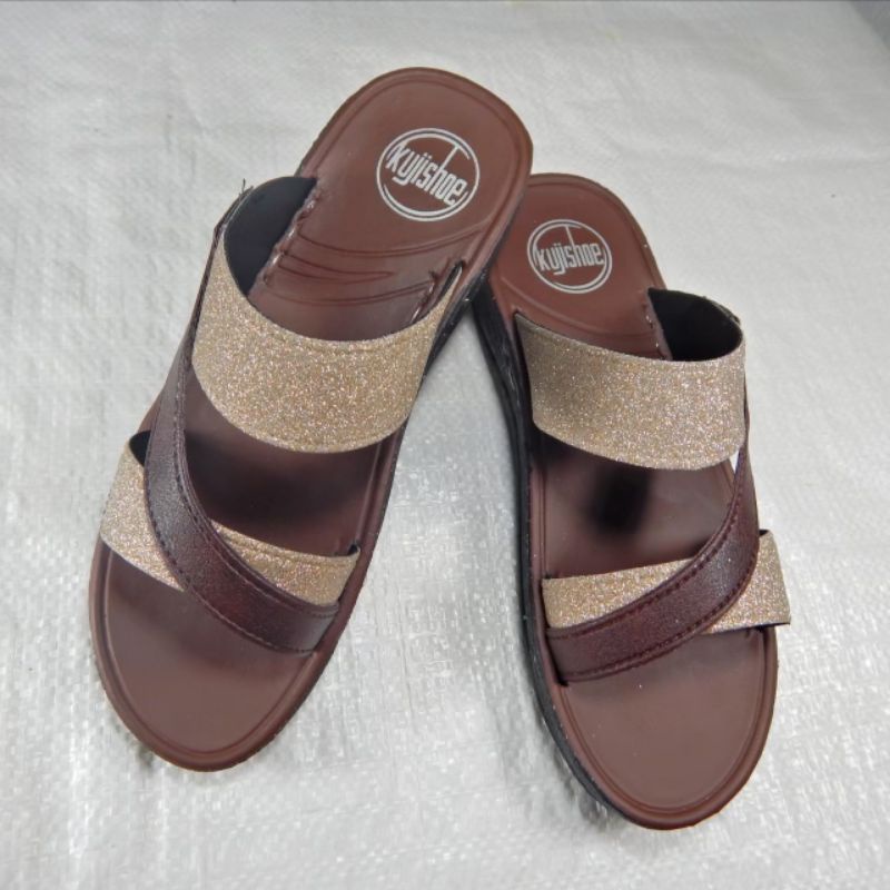 Kuji V-14รองเท้าสวมสไตล์fitflopไซส์37-40
