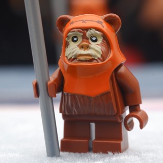 LEGO Ewok Wicket Tan Face Paint Star Wars