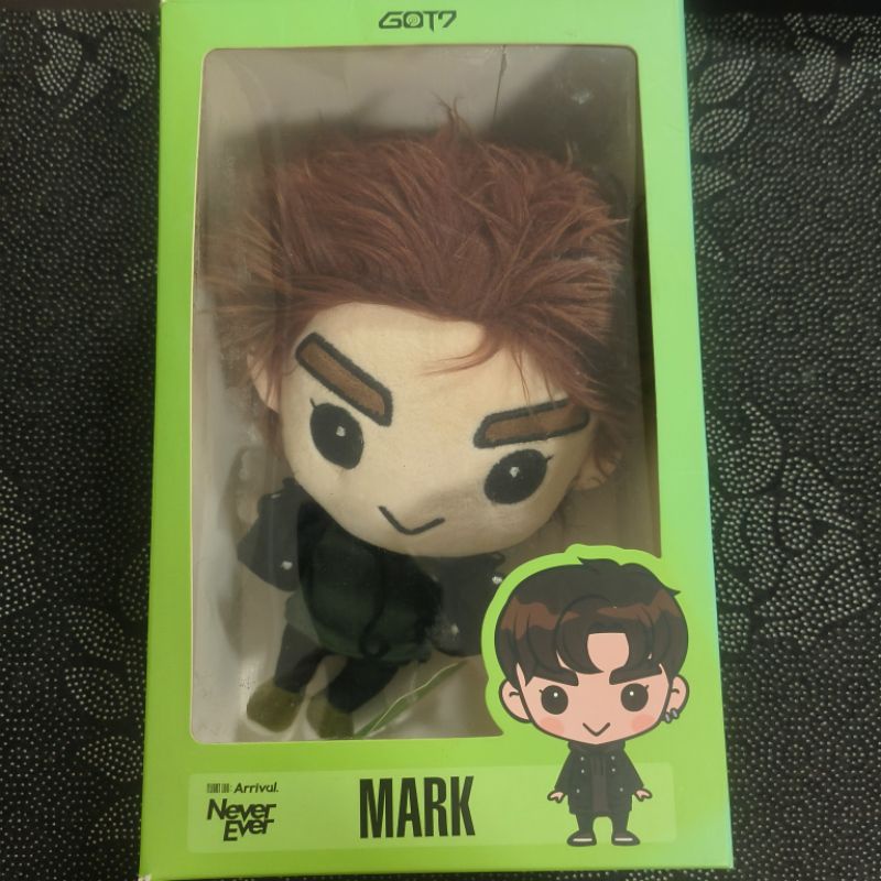 ชัคกี้ Chucky Doll GOT7 VER.3 MARK **ของแท้ (ขายพร้อมชุด XCIII+รองเท้า+polaroid) **กล่องมีตำหนิสีซีด