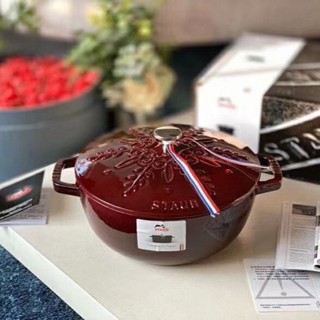 ☫๑Staub หม้อเหล็กหล่อเคลือบมัมมี่หม้อซุปกระทะ 24 ซม.เคลือบสีดำหม้อลายนูนหม้อเกล็ดหิมะ