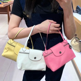 กระเป๋าสะพายข้างผู้หญิง ลองชอม Xtra Top Crossbody Bag