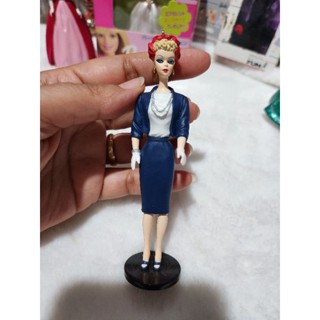 **มือสอง กล่องไม่สวย** ที่ห้อยต้นคริสต์มาสบาร์บี้ 
Used Ornament Barbie