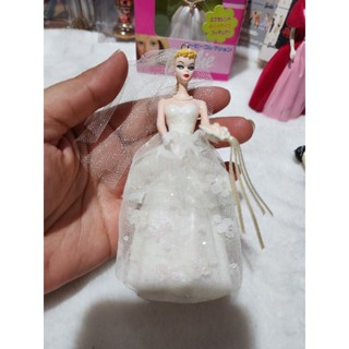 **มือสอง กล่องไม่สวย** ที่ห้อยต้นคริสต์มาสบาร์บี้ 
Used Ornament Barbie