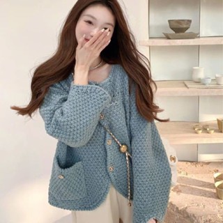 เสื้อเบลาส์ถัก ออกแบบดี ให้ความรู้สึกเหมือนมีอารมณ์
