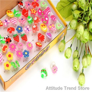 Attitude Trend Store[new] แหวนนิ้วมือ มีไฟ LED เรืองแสง ของเล่นสําหรับเด็ก 10 50 ชิ้น 【ถูก ที่สุด】