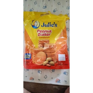 EXP.07/2024 Julies peanut butter sandwich ขนมไส้เนยถั่ว ไซค์ใหญ่ 360 กรัม