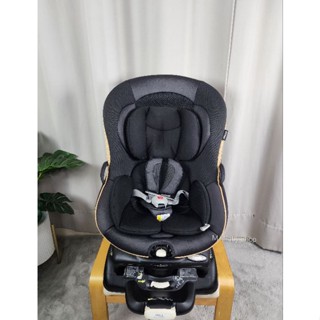 คาร์ซีท Combi รุ่น Zeus Turn EG  สีน้ำตาล รุ่นท้อปฐานดำ สภาพสวย หมุนรอบ360องศา พร้อมซัพพอร์ตแรกเกิด