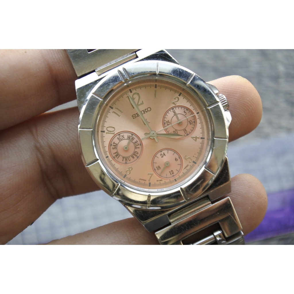 นาฬิกา Vintage มือสองญี่ปุ่น Seiko Lukia 5Y89 0B30 ระบบ CHRONOGRAPH เดินหมดทุกเข็ม ผู้หญิง ทรงกลม หน้าปัด35มม