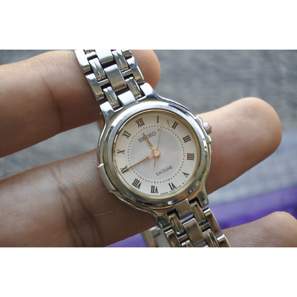 นาฬิกา Vintage มือสองญี่ปุ่น Seiko Exceline 4J41 0060 ระบบ QUARTZ ผู้หญิง ทรงกลม กรอบเงิน หน้าปัดตัวเลขโรมัน หน้าปัด25มม