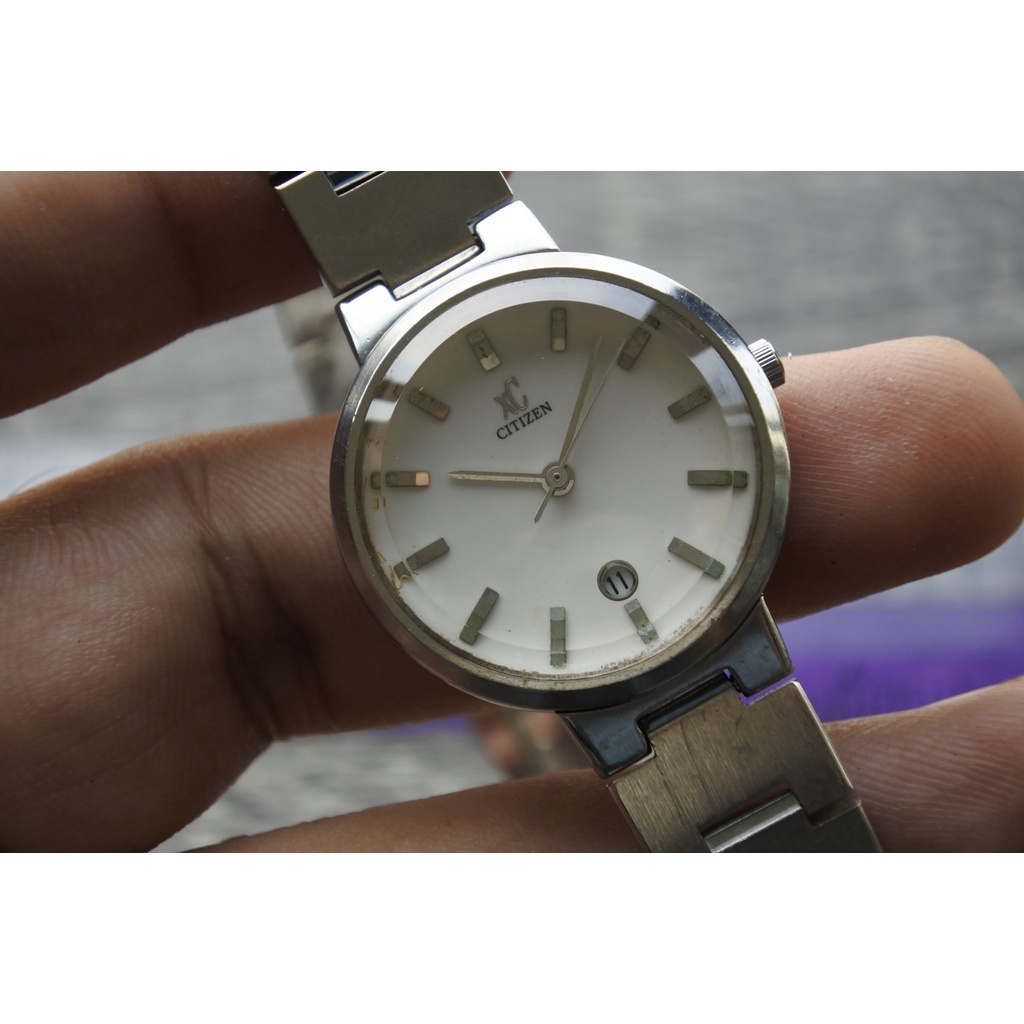 นาฬิกา Vintage มือสองญี่ปุ่น CITIZEN XC ระบบ QUARTZ ผู้หญิง ทรงกลม กรอบเงิน หน้าขาว หน้าปัด28มม