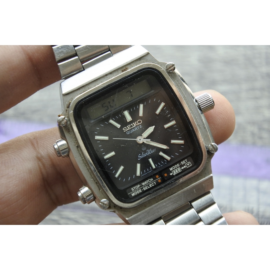 นาฬิกา Vintage มือสองญี่ปุ่น SEIKO SILVERWAVE 5H23 5120 ระบบ LCD Digital Quartz ผู้ชาย ทรงสี่เหลี่ยม หน้าปัด41มม