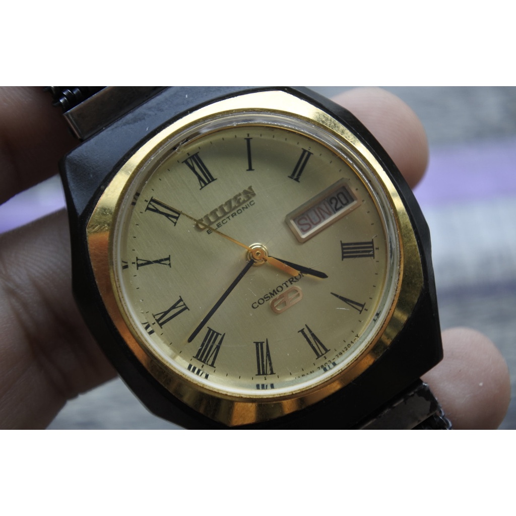 นาฬิกา Vintage มือสองญี่ปุ่น Citizen Electronic Cosmotron ระบบ QUARTZ ผู้ชาย ทรงกลม กรอบดำ หน้าปัดตัวเลขโรมัน หน้าปัด37ม