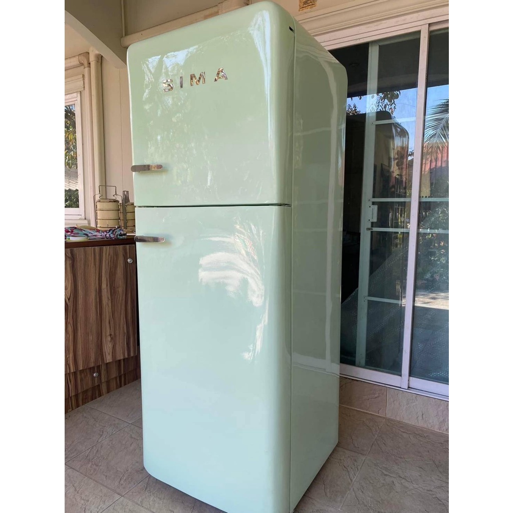 ตู้เย็นสั่งทำสไตส์ Smeg เป็นตู้เย็นสไตล์ 50’S RETRO ขนาด8.4คิวสองประตู ระบบNOFROST