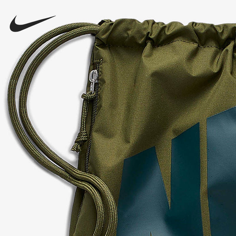 ⊙Nike/Nike ของแท้ HERITAGE กีฬาและสันทนาการกระเป๋าเป้สะพายหลังฟิตเนสสำหรับผู้ชายและผู้หญิงกว้างขวาง CK0969-395