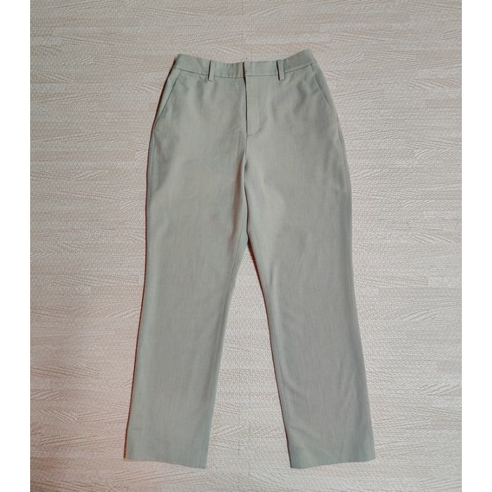 Uniqlo กางเกง Ezy 2 Way Smart Ankle Pants สีเขียวพาสเทล Size M หญิง มือ2