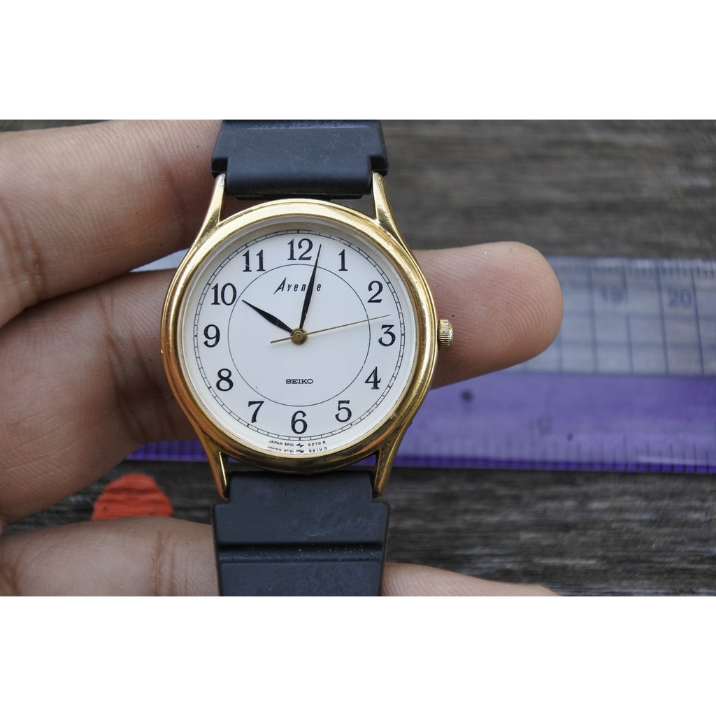 นาฬิกา Vintage มือสองญี่ปุ่น Seiko Avenue 5P31 6200 หน้าขาว ผู้ชาย ทรงกลม ระบบ Quartz ขนาด32mm ใช้งานได้ปกติ ของแท้