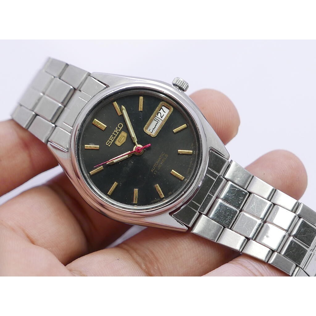 นาฬิกา Vintage มือสองญี่ปุ่น Seiko5 ระบบ Automatic 6319 8000 ผู้ชาย หน้าดำ 36มม เสียต้องล้างเครื่อง ขายตามสภาพ
