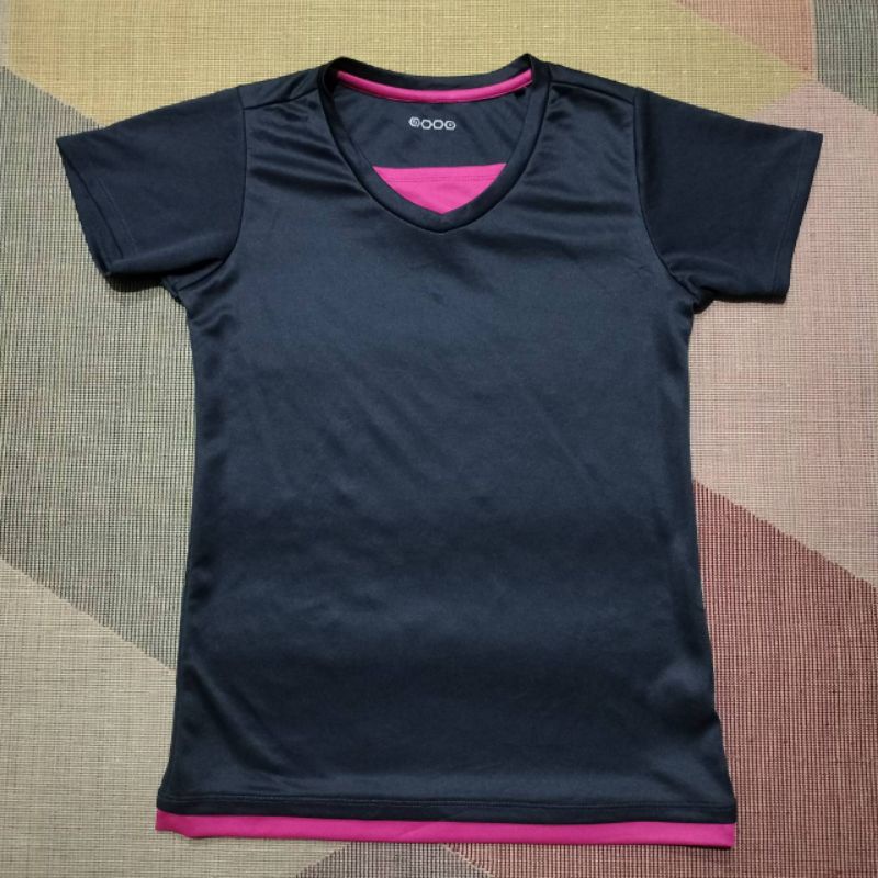 เสื้อกีฬา Vision Quest size M รอบอก 33" มือสอง สภาพดี