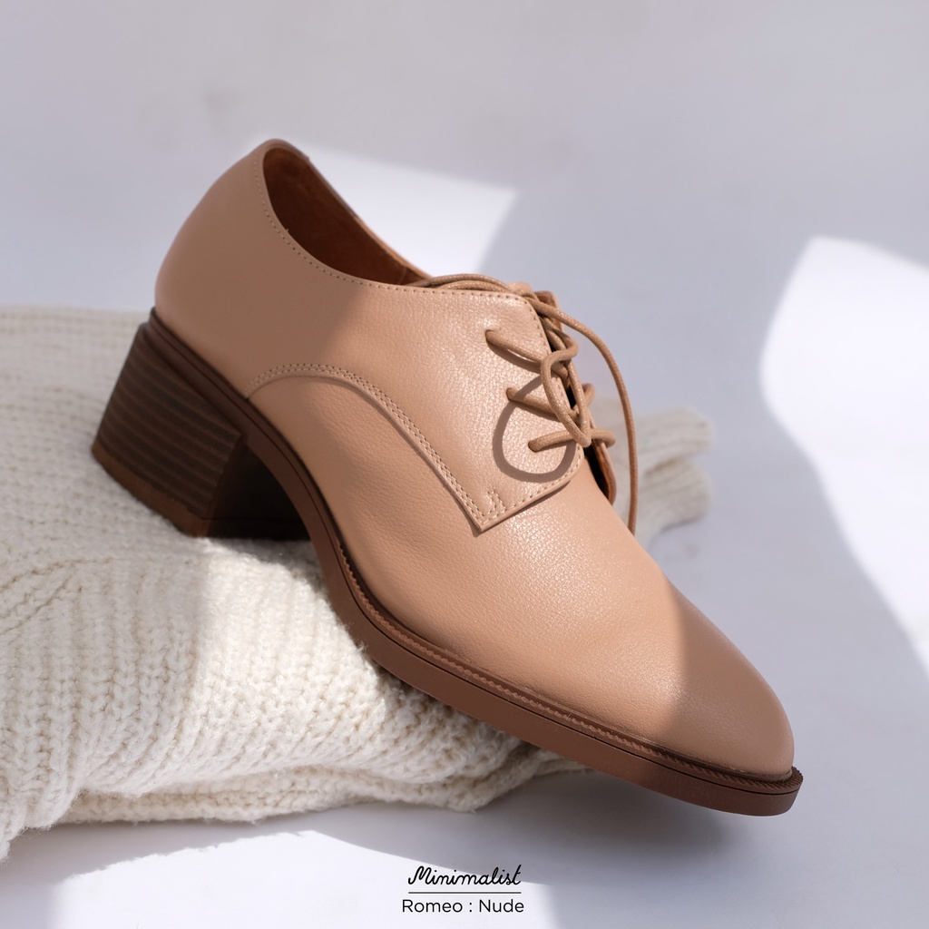 𝐌𝐈𝐍𝐈𝐌𝐀𝐋𝐈𝐒𝐓 รองเท้าโลฟเฟอร์ส้นสูงหนังวัว รุ่น Romeo (nude) สูงแต่เดินสบาย ไม่เขย่ง ไม่เมื่อยเท้า คู่โปรดประจำทริป