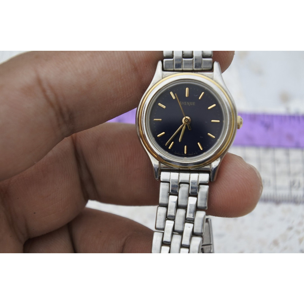 นาฬิกา Vintage มือสองญี่ปุ่น Seiko Avenue 4N21 0420 หน้าดำ ผู้หญิง ทรงกลม ระบบ Quartz ขนาด23mm ใช้งานได้ปกติ ของแท้
