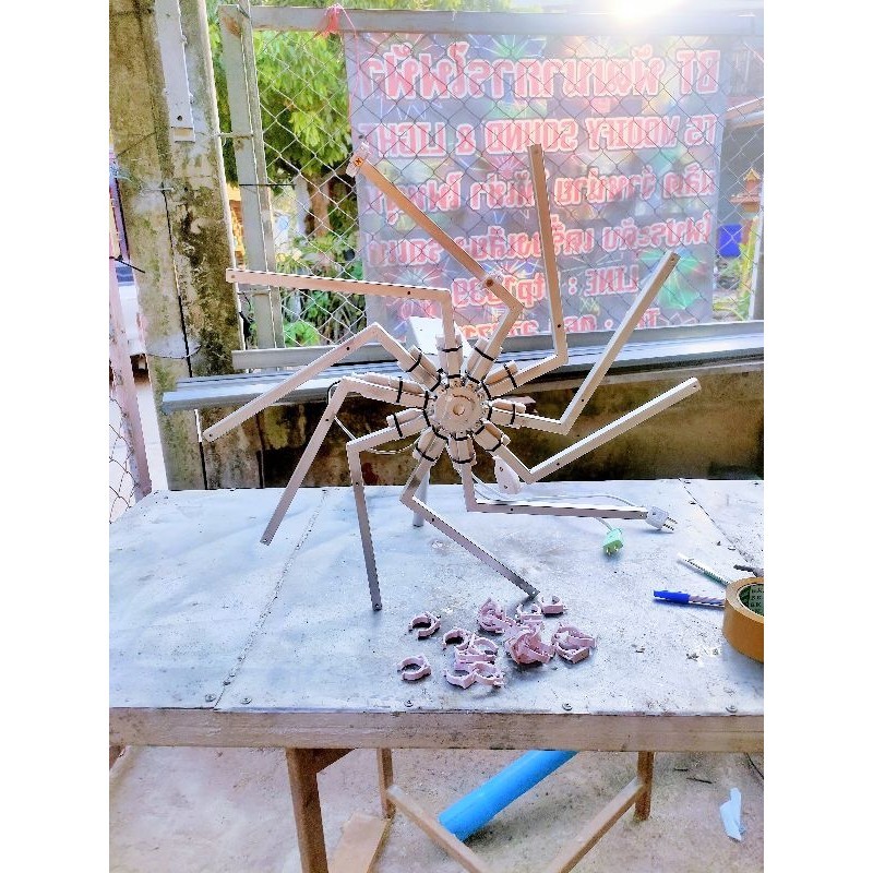 ไฟหมุนงานวัดชุดหมุนเล็กครบชุด กล่อง+แป้นใส่10หลอด+ปลั๊กไฟ+กิ๊บยึดหลอดไม่มีหลอดไฟให้
