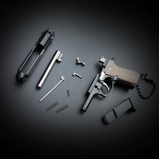 🔥พวงกุญแจ PlayerUnknown Survival กินไก่ Beretta92พวงกุญแจสามารถย่อยสลายได้แบบคงที่จี้ของขวัญของเล่นเด็ก DIY