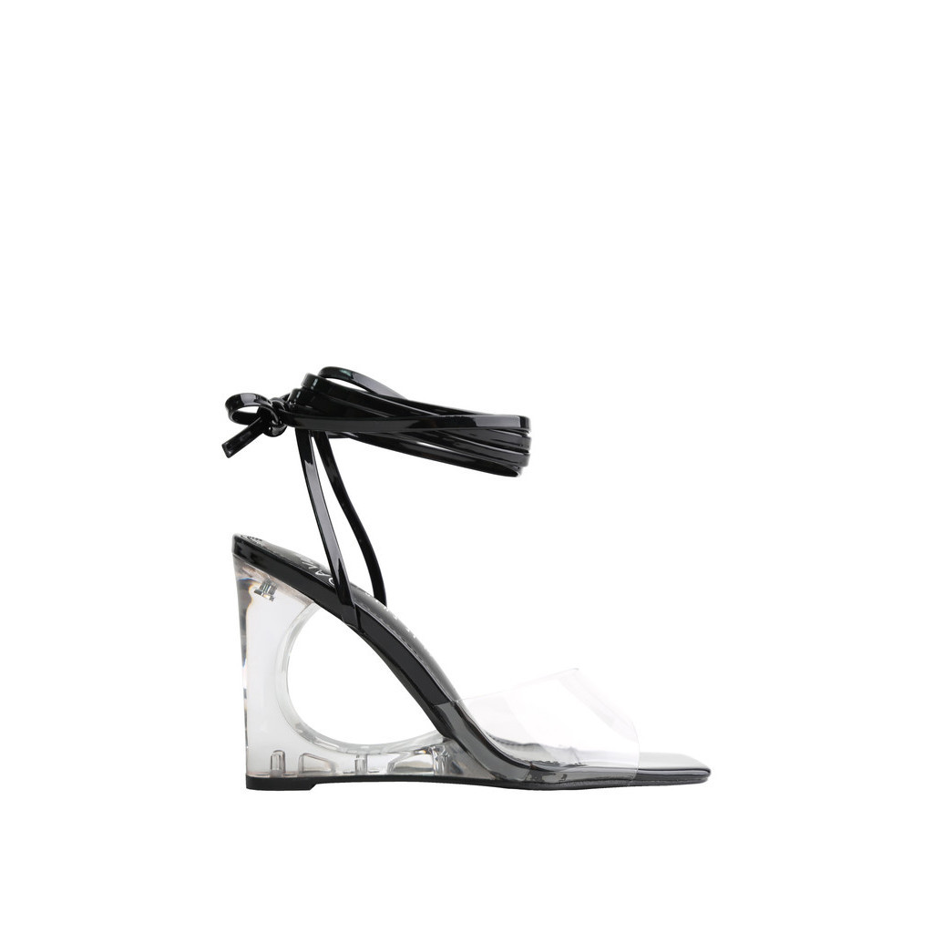 Villains SF CYBIL Heeled Sandals รองเท้าแซนเดิลส้นสูงผู้หญิง ส้นสูง 4.1"
