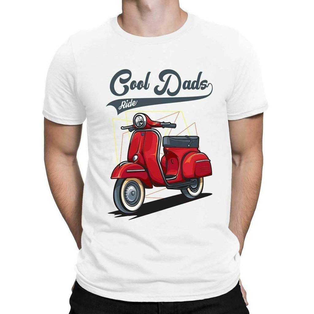 【High quality】Cool Dads Ride Vespa Classic Mens T-Shirt