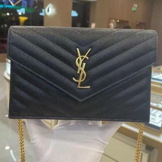 YSL Saint Laurent มือสองลายคาเวียร์สีดำหัวเข็มขัดทอง WOC กระเป๋าซองเล็ก / กระเป๋าโซ่ / กระเป๋าสะพาย 