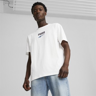 PUMA EVOLUTION - เสื้อยืดผู้ชาย Downtown Logo สีขาว - APP - 53824852